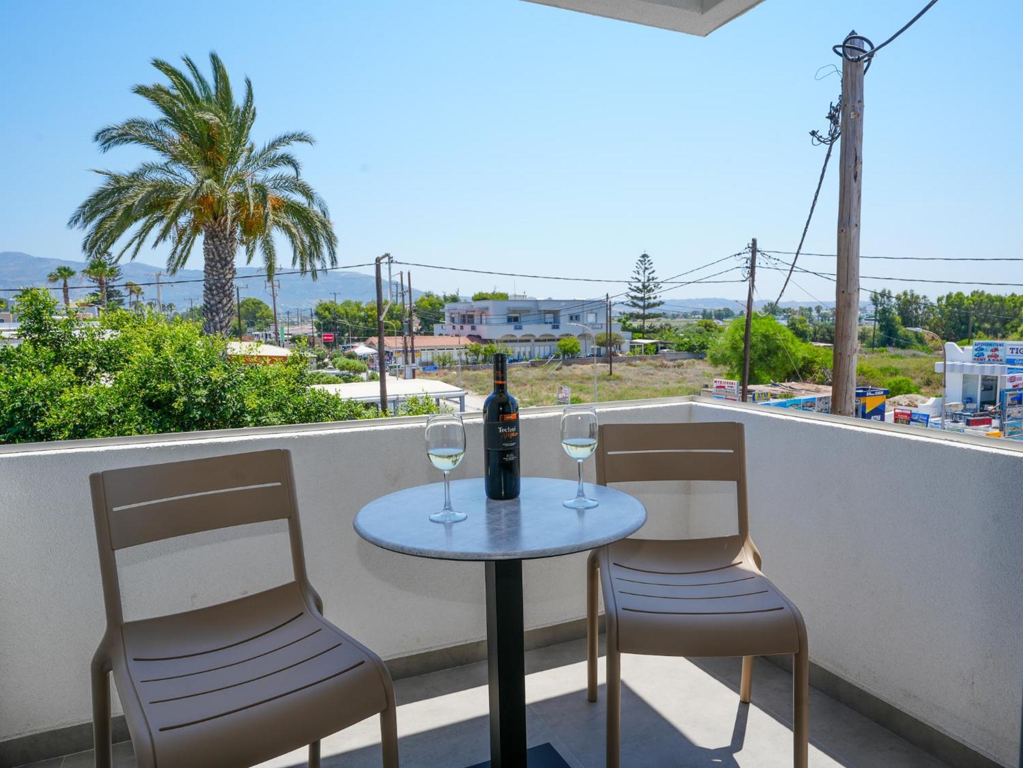 Seaside Marmari Hotel Exterior photo