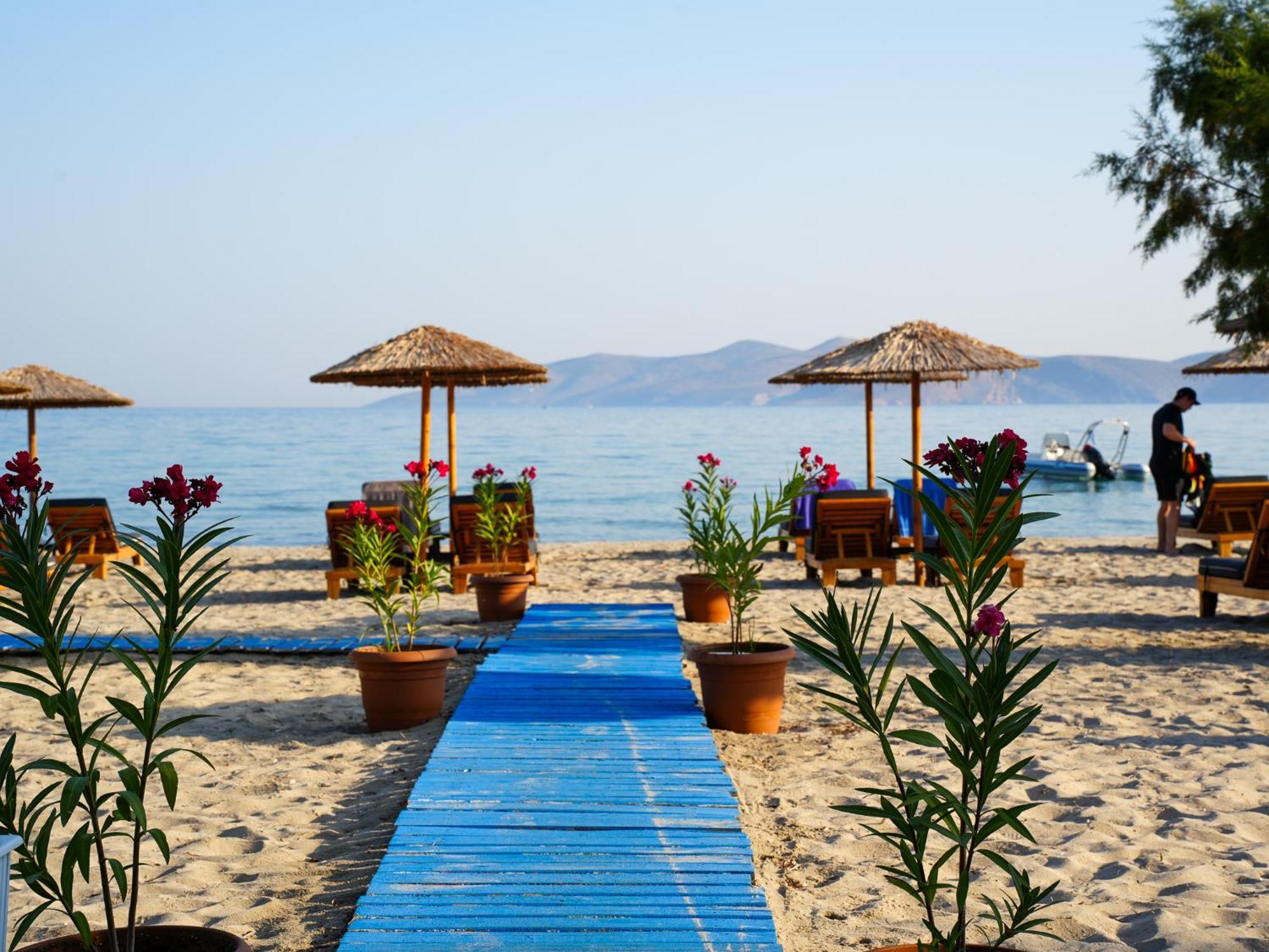 Seaside Marmari Hotel Exterior photo